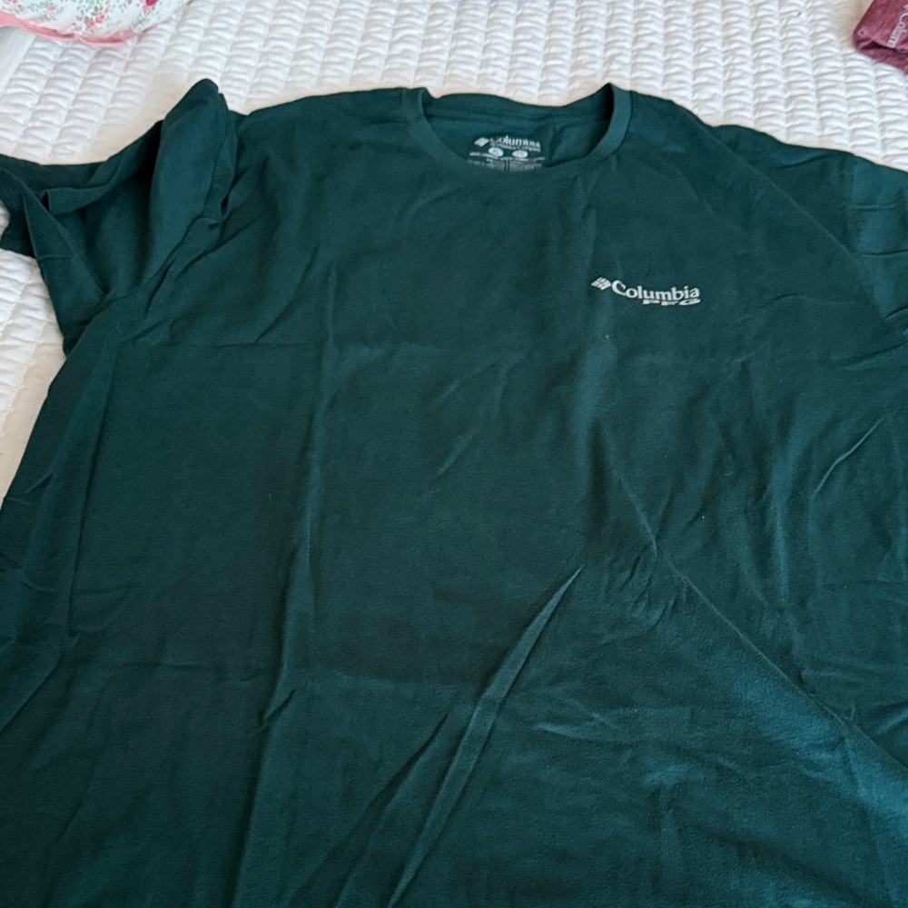 Columbia Men's Dark Green Short Sleeve Tee